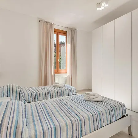 Elegante Casa Tranquilla Vicino Appartamento *