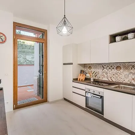 Elegante Casa Tranquilla Vicino Citta